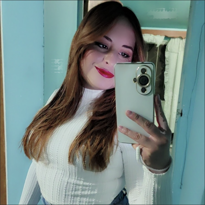 <em>Lia N.</em>